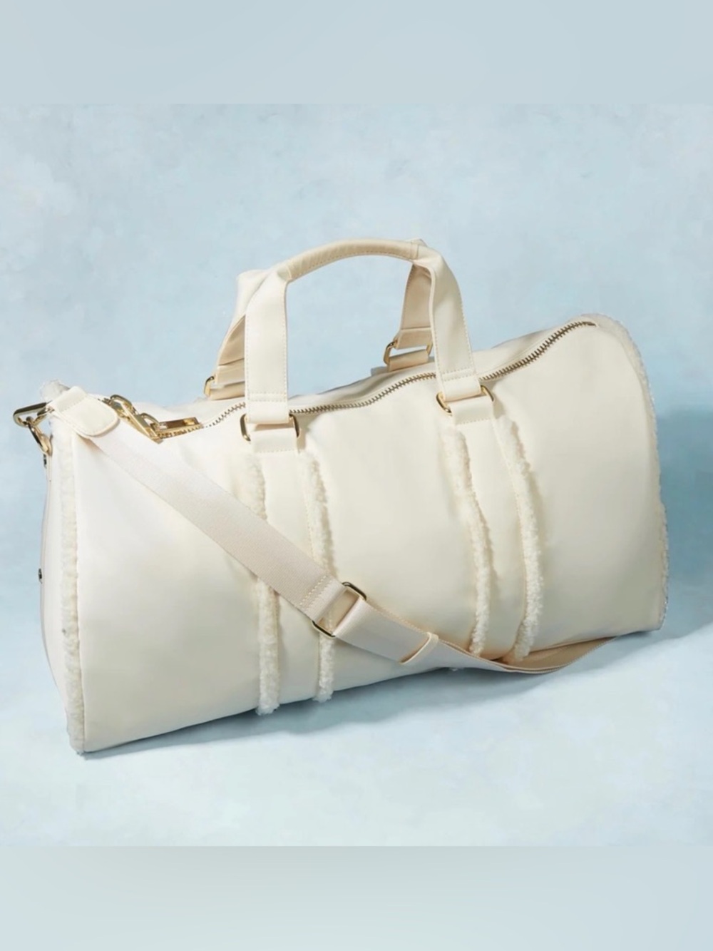 NWT Stoney Clover sold out Lane winter white sherpa trimmed Weekender duffle bag